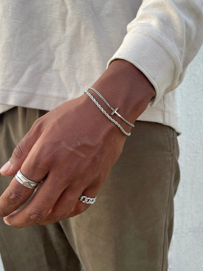 PULSERA CON CRUZ